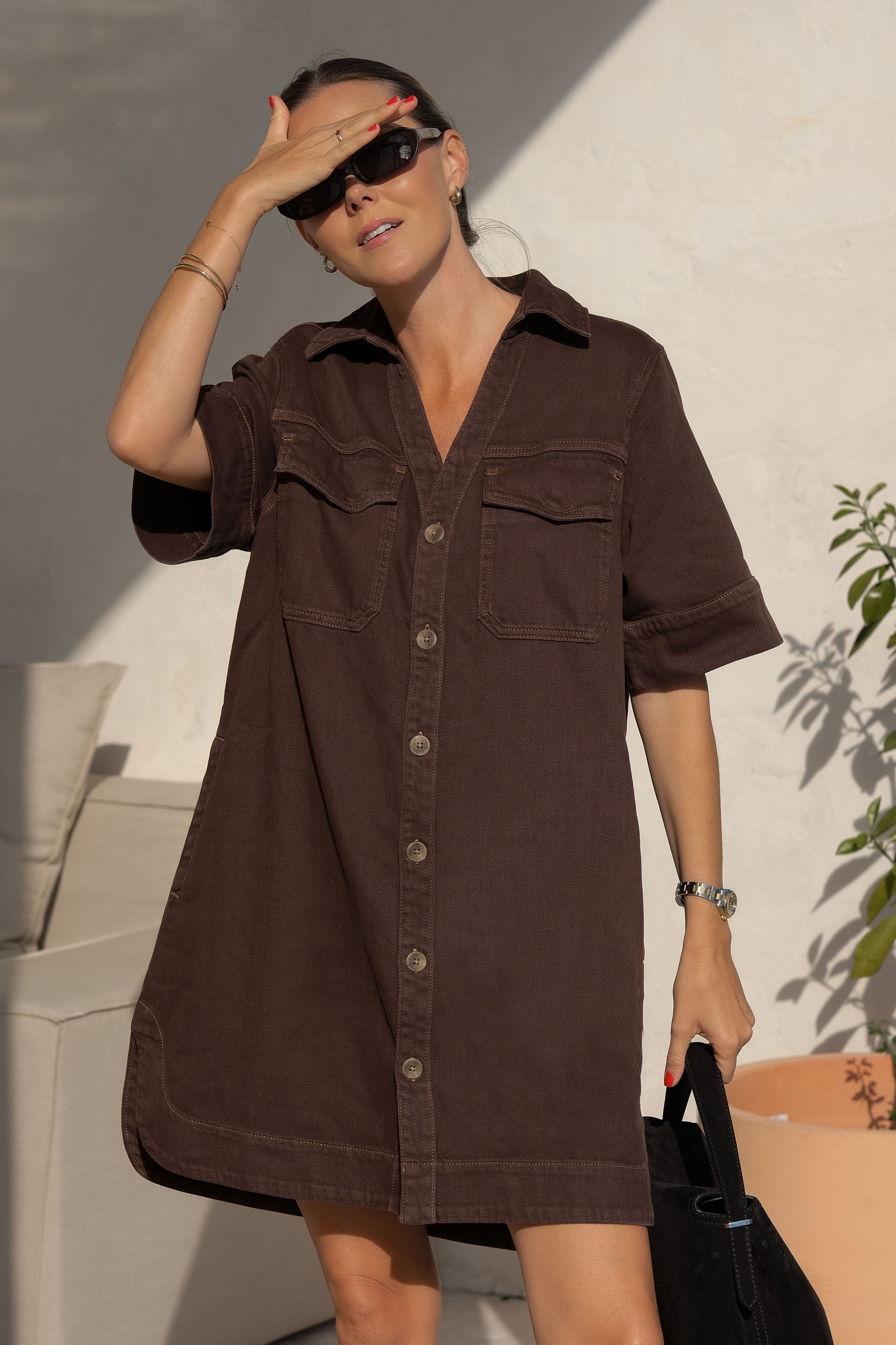 Sammy Relaxed Shirt Dress in Chocolate
