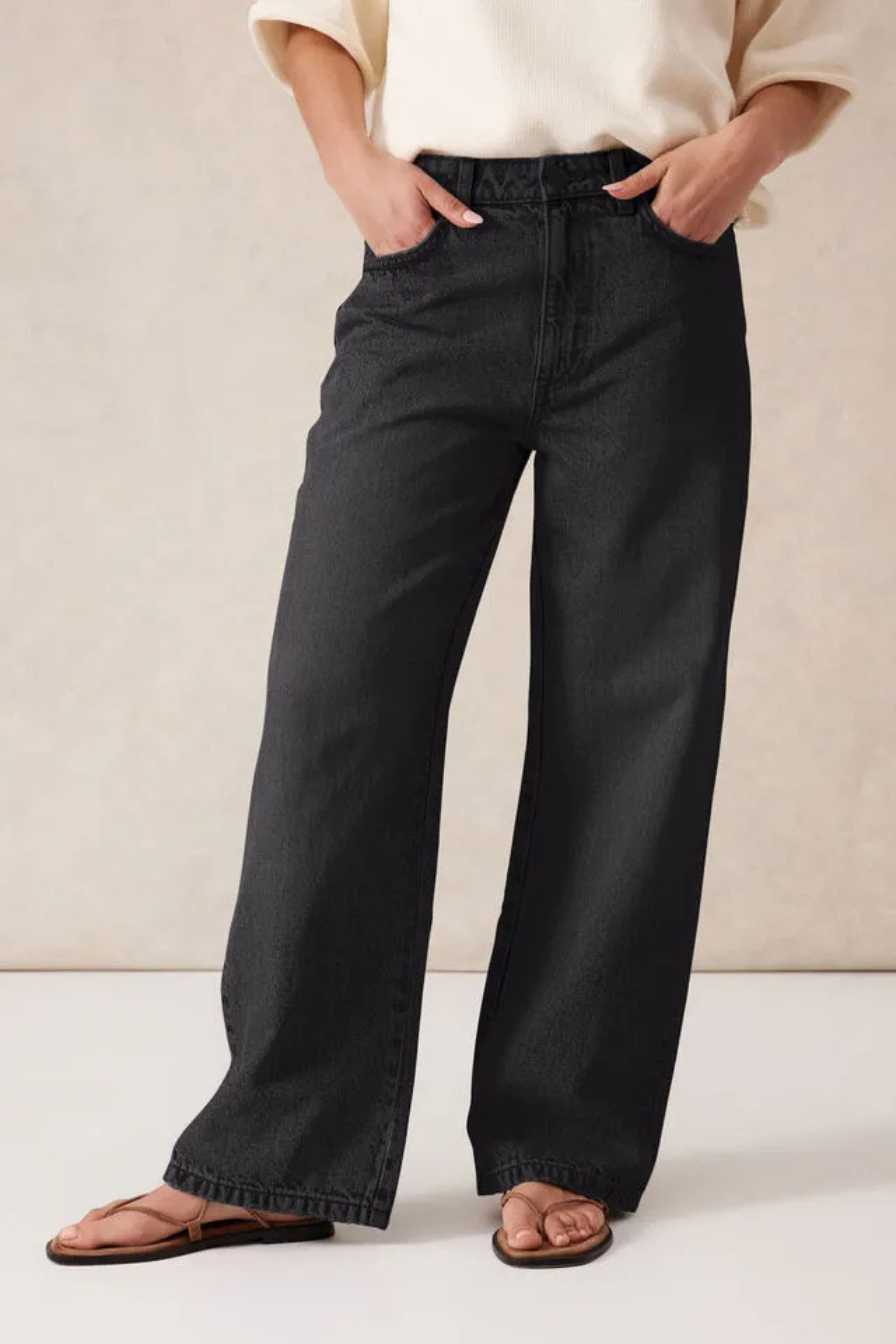 Frankie Loose Straight Jean - Washed Black