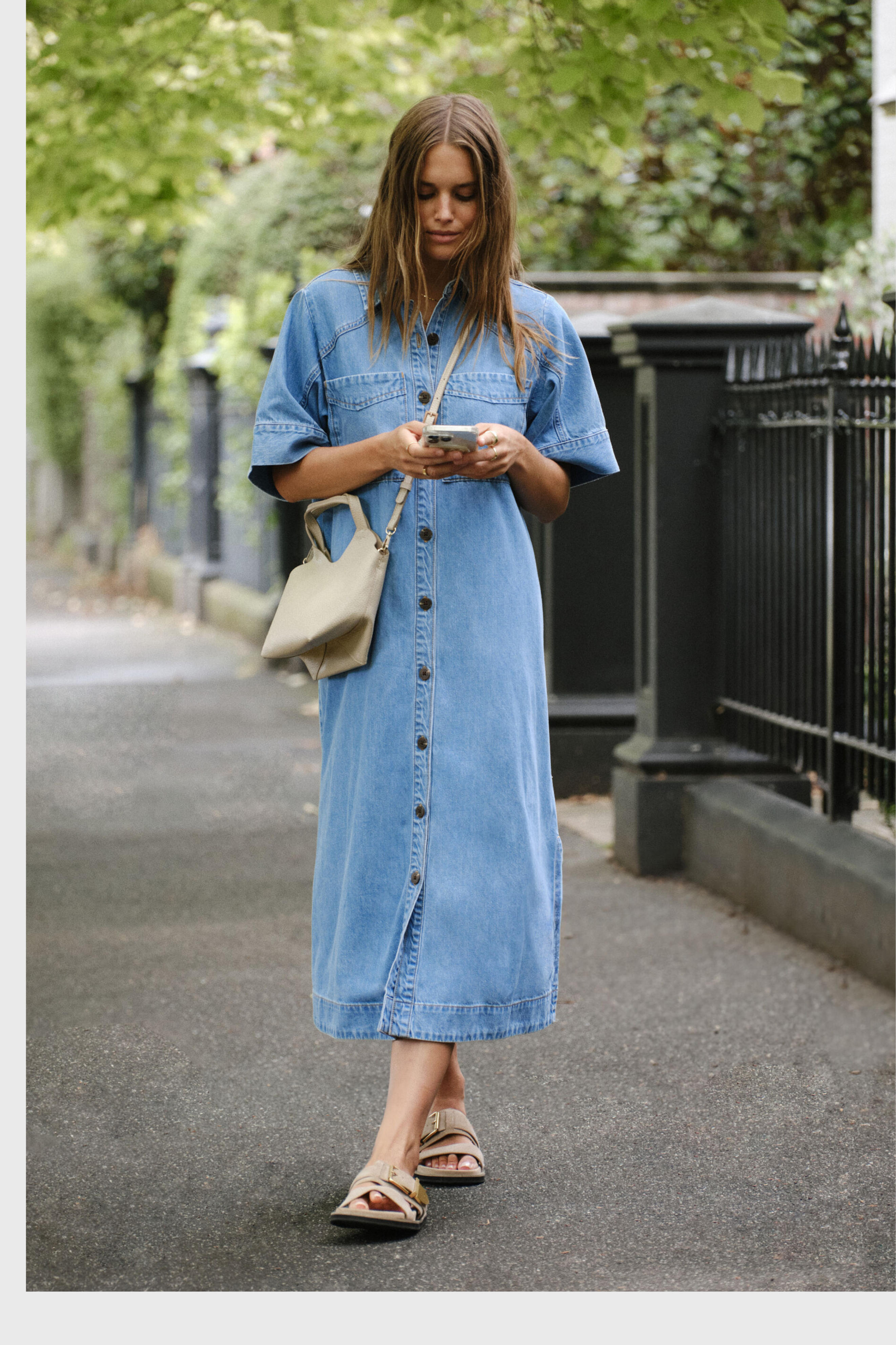 Ava Short Sleeve Midi Dress in Denim
