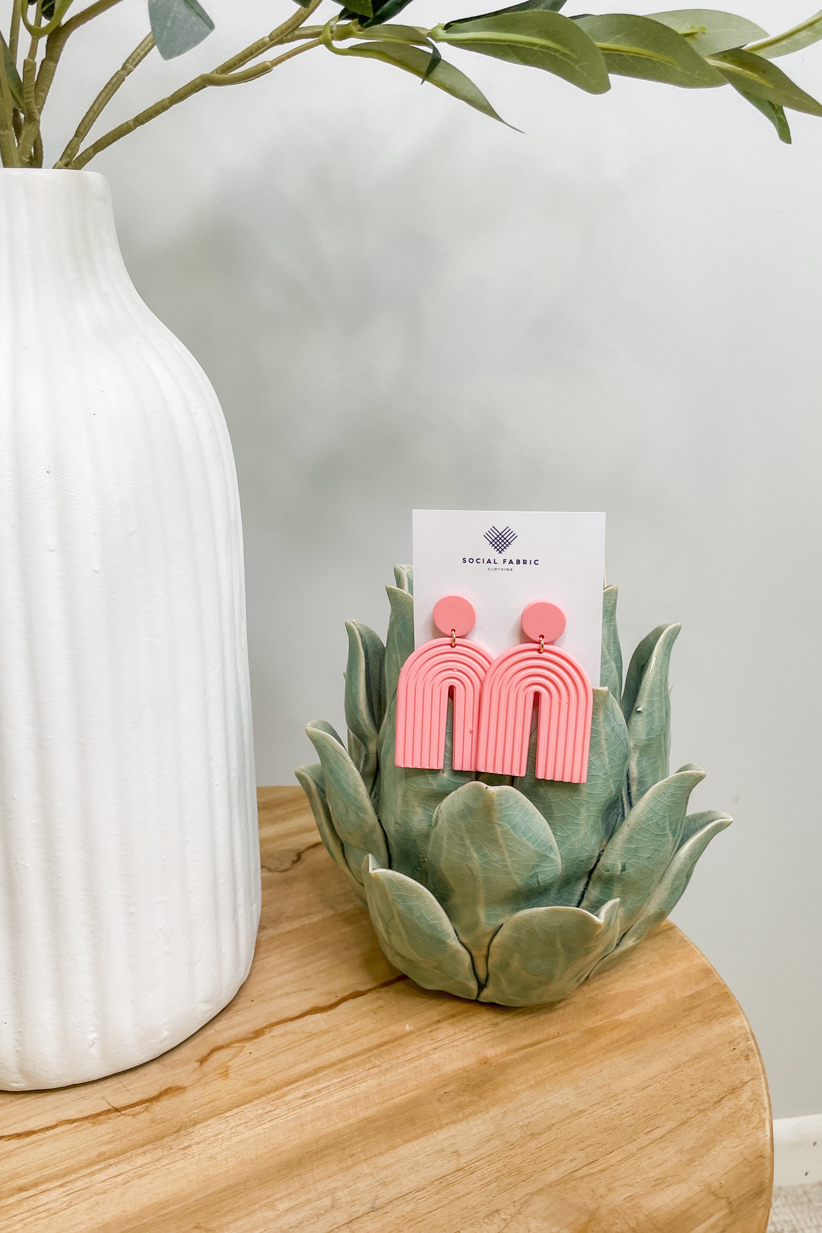 Lecco Earrings in Coral