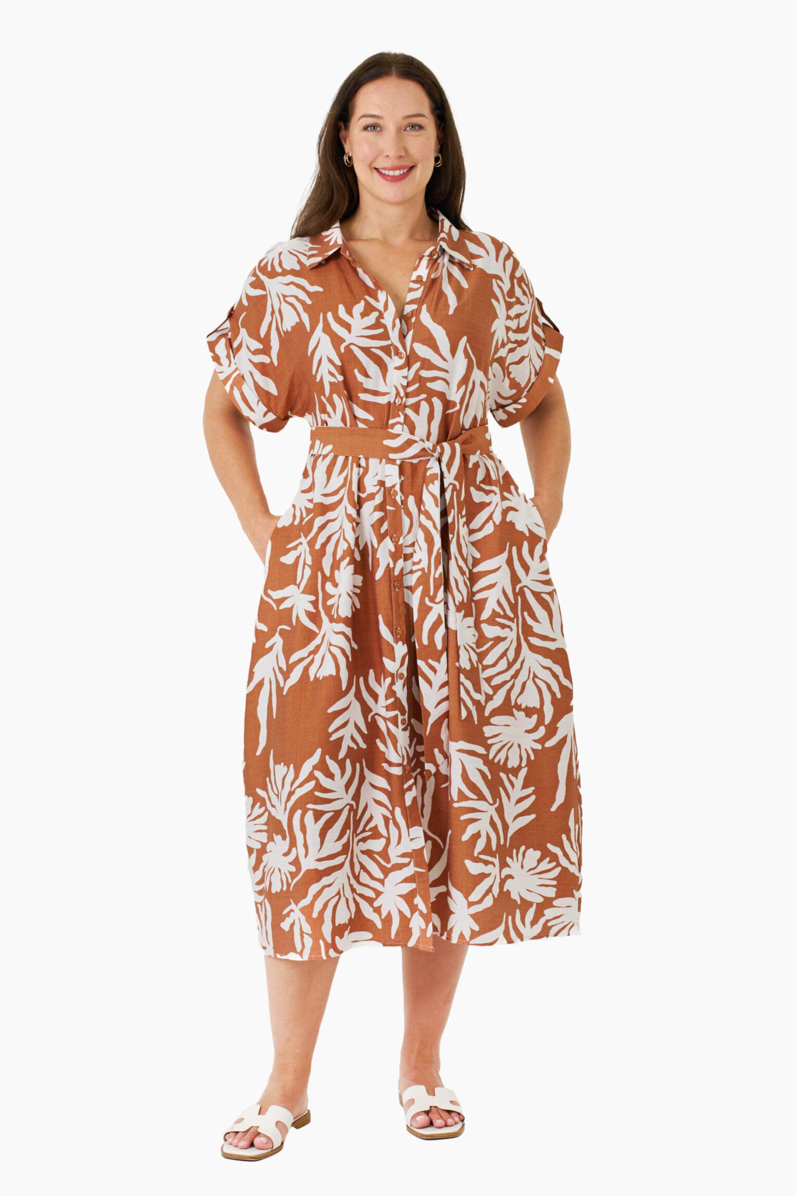 Dakota Dress in Tan Mercado Print
