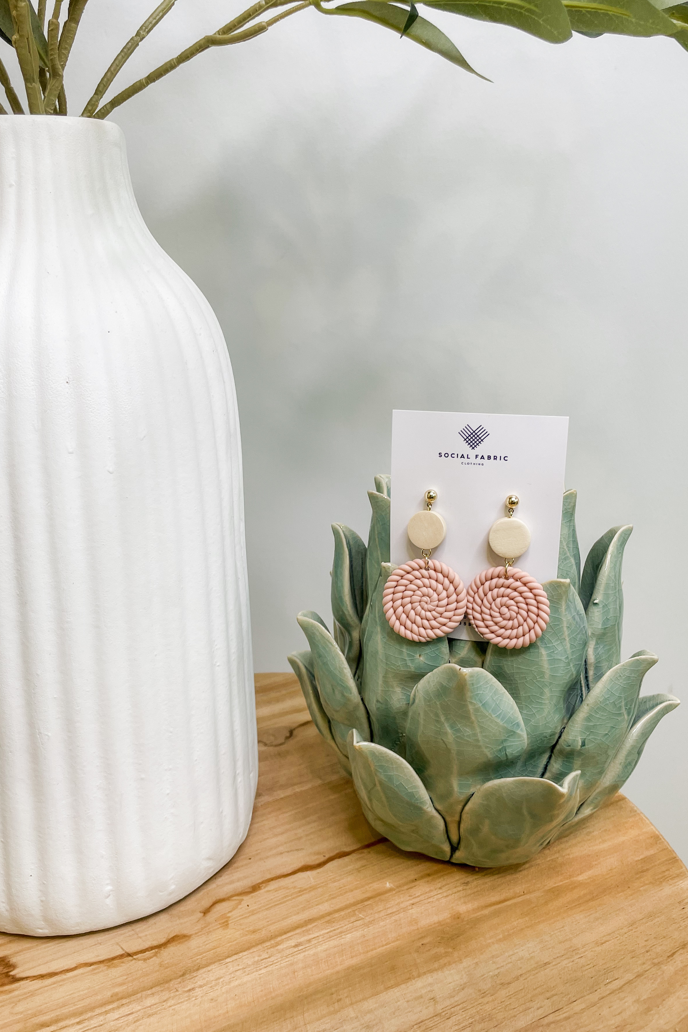 Nesso Earrings in Blush Pink and Gold