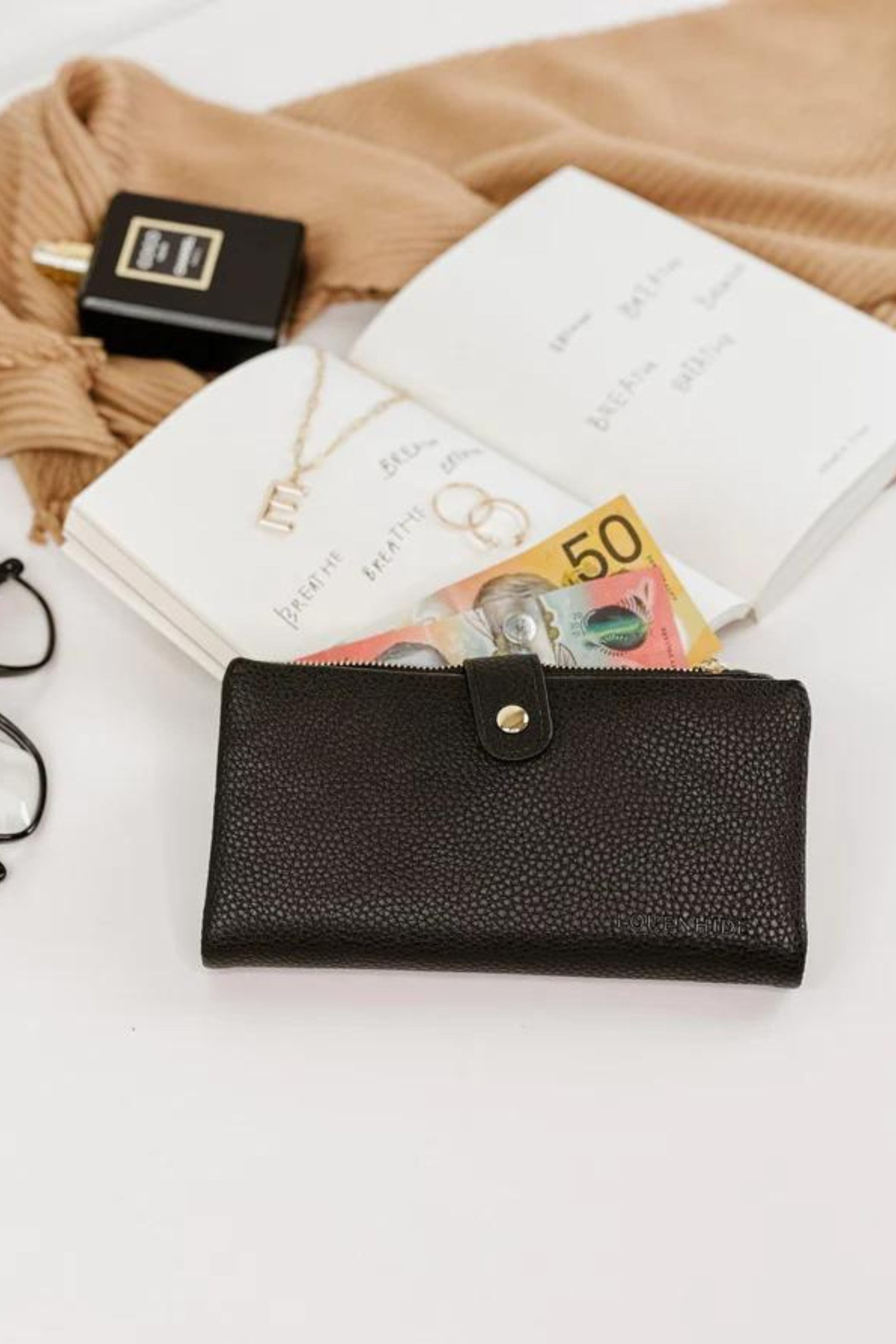 Stella Wallet - Black