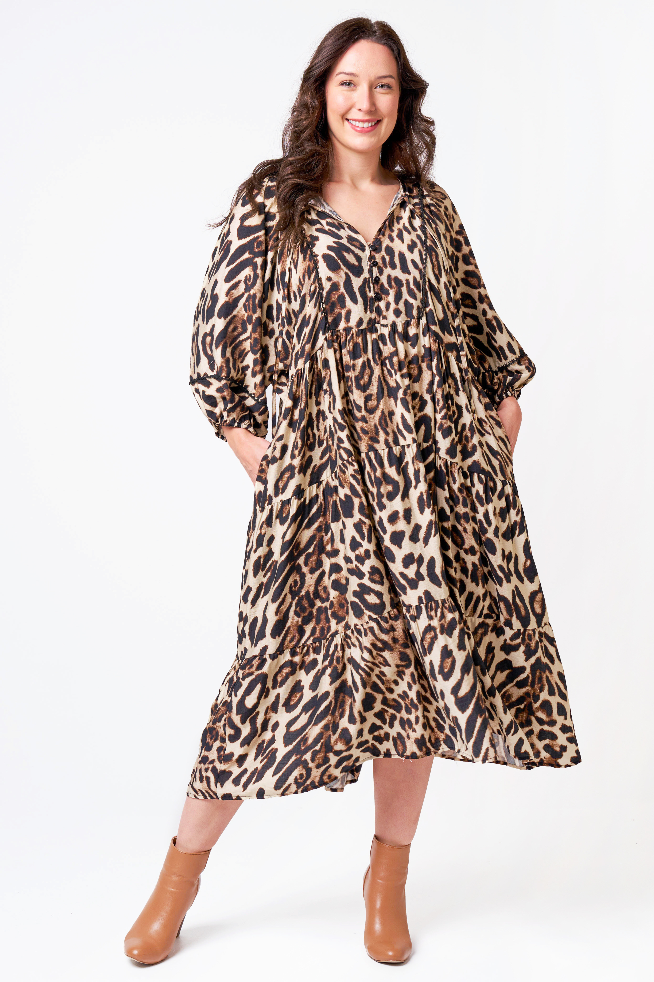 HATTIE Midi Dress in Animal Print