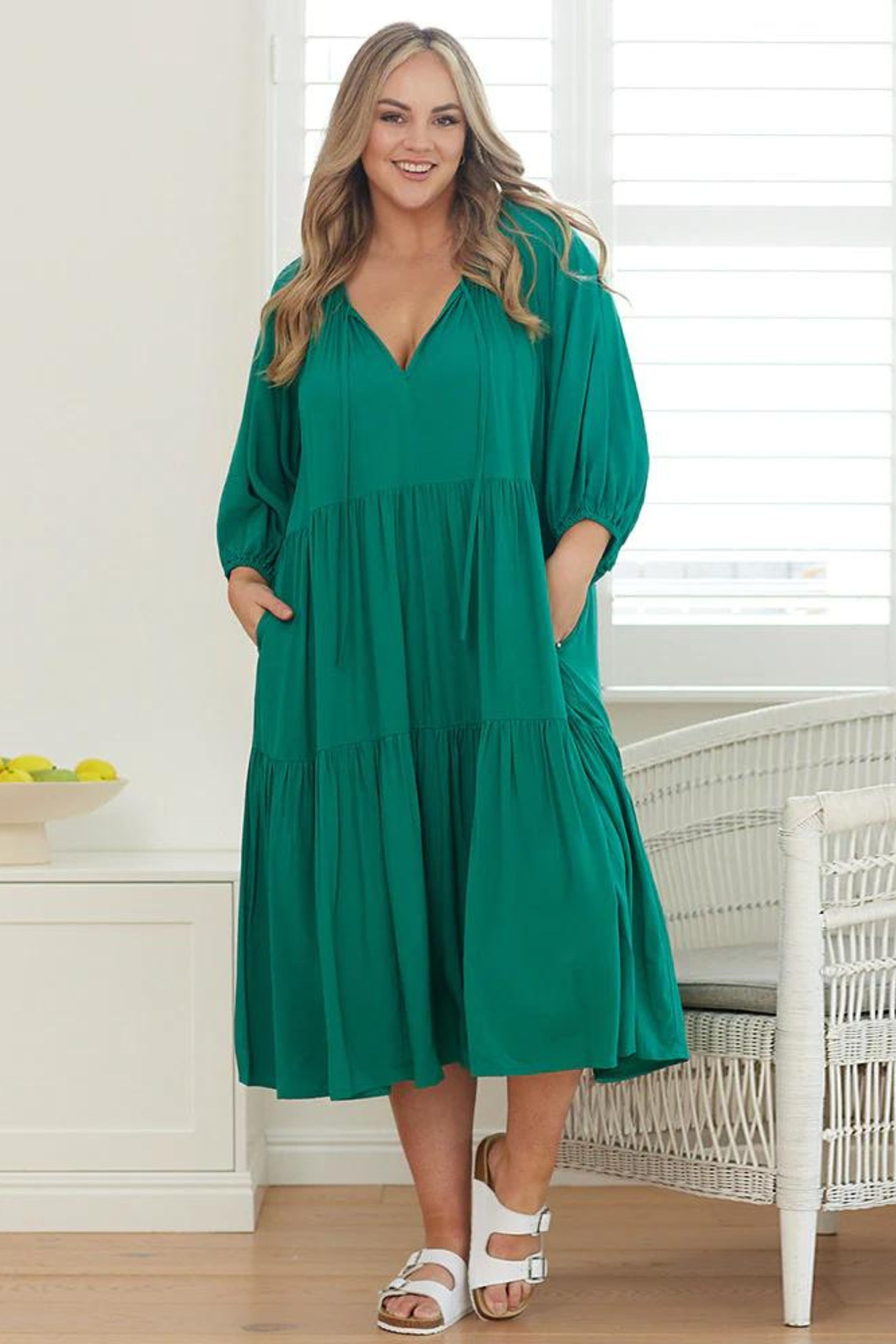 JANE Midi Dress in Emerald Green